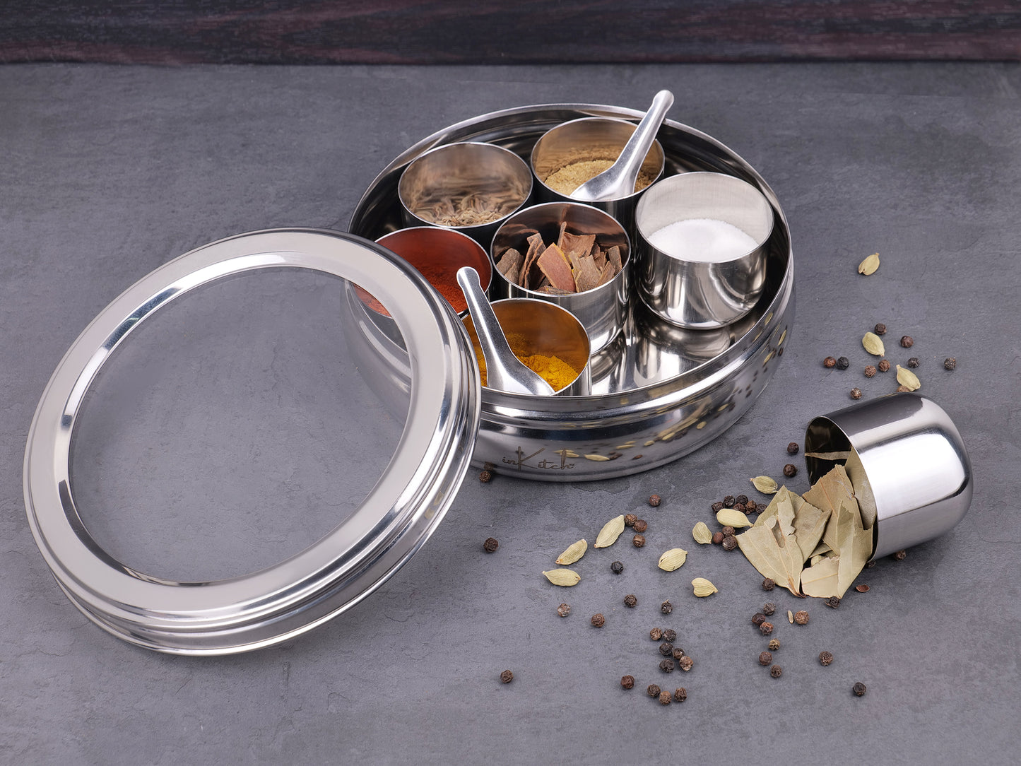 SpiceMate Belly : 7 Container Masala Box with 2 Spoons