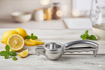 Squeezo Aluminium : Aluminium Lemon Squeezer & Citrus Juicer